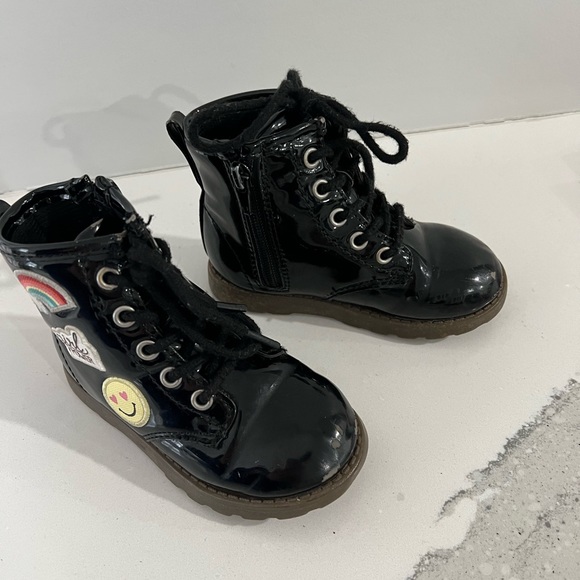 Girls boots - Picture 2 of 5